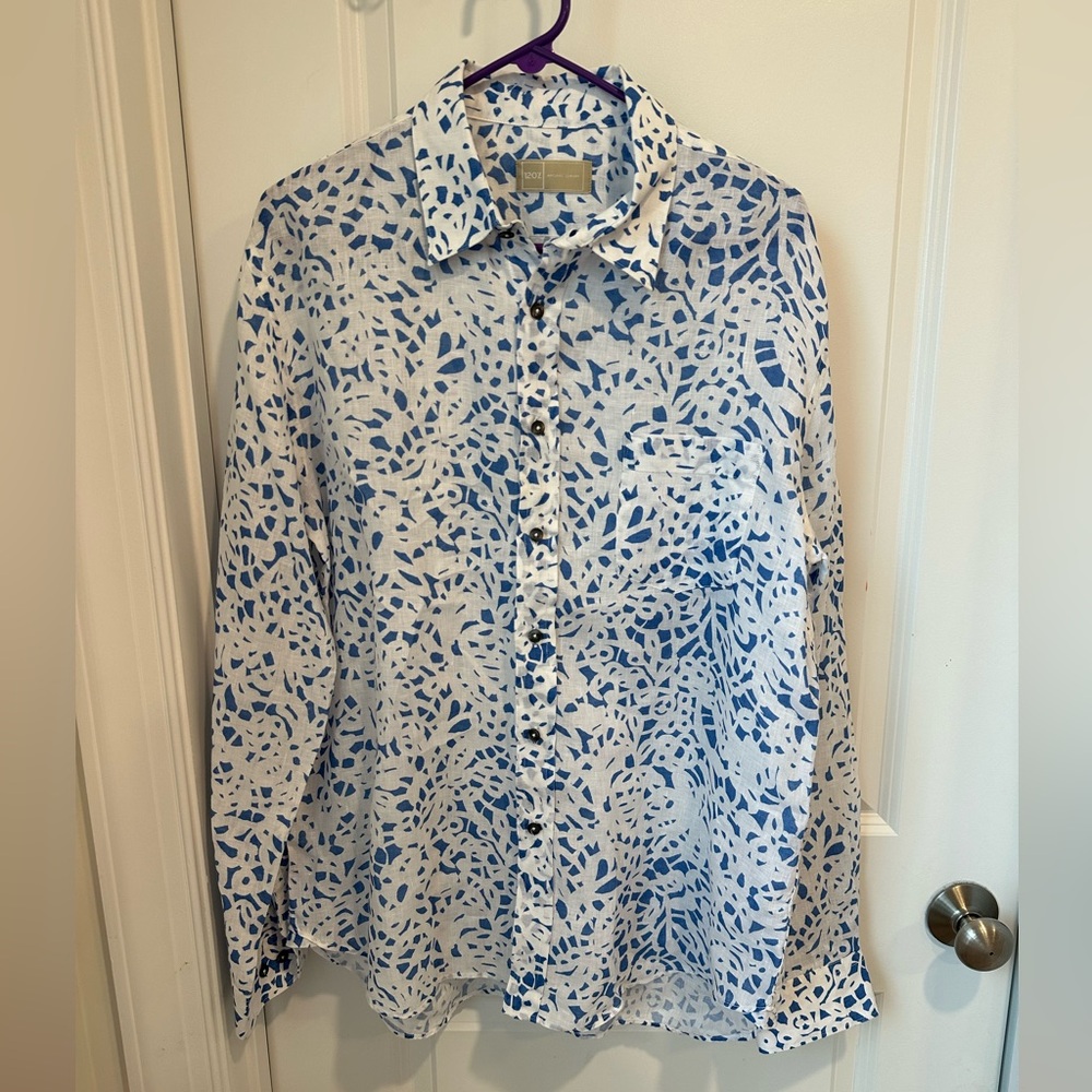 Stylish Blue and White Patterned Men's Shirt